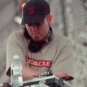 Dj Shadow - List pictures