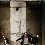 Moneen - List pictures