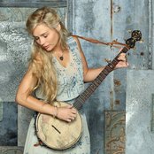 Clare Bowen - List pictures