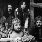 Aera - List pictures