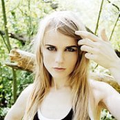 Ilse Delange - List pictures