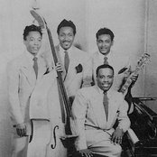 The Four Aces - List pictures