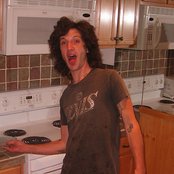 Mickey Avalon - List pictures