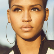 Cassie - List pictures