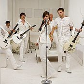 Kelly Clarkson - List pictures