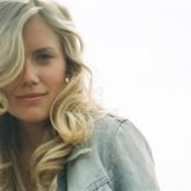 Megan Bonnell - List pictures