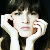 Carminho - List pictures