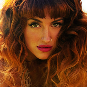 Neon Hitch - List pictures