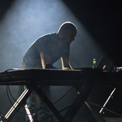 Andy Stott - List pictures