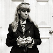 Marianne Faithfull - List pictures