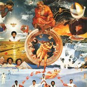 Earth Wind & Fire - List pictures