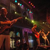 Pinhani - List pictures