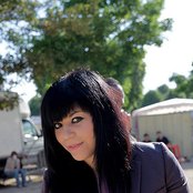 Jena Lee - List pictures