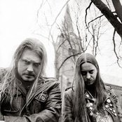 Dark Throne - List pictures