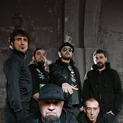 Def Con Dos - List pictures