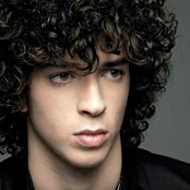 Julian Perretta - List pictures