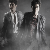 Tohoshinki - List pictures