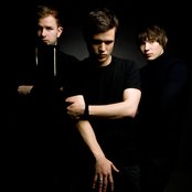 White Lies - List pictures