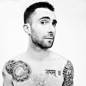 Adam Levine - List pictures