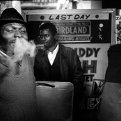 Elvin Jones - List pictures