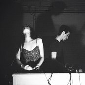 Essaie Pas - List pictures