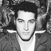 Hayden James - List pictures