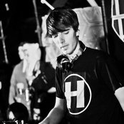 Netsky - List pictures