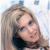 Olivia Newton-john - List pictures