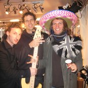 Fiction Plane - List pictures