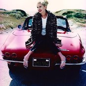 Crystal Lewis - List pictures