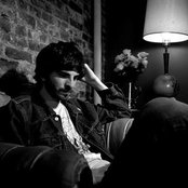 Proud Simon - List pictures