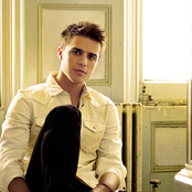 Kris Allen - List pictures