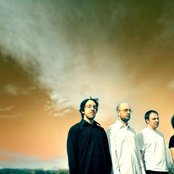 L'elan Vital - List pictures