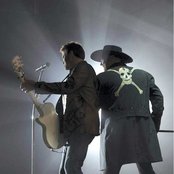 Montgomery Gentry - List pictures