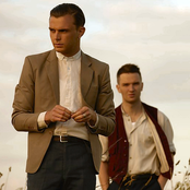 Hurts - List pictures