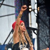 Blue King Brown - List pictures