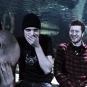 Long Distance Calling - List pictures