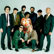 Sharon Jones And The Dap-kings - List pictures