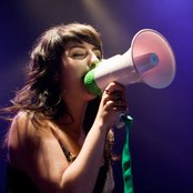 Lilly Wood - List pictures