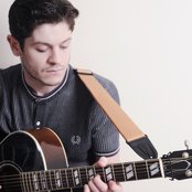 Iwan Rheon - List pictures