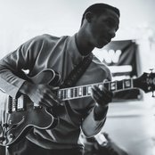 Leon Bridges - List pictures