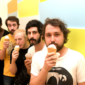 Royal Bangs - List pictures