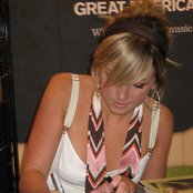 Ashley Monroe - List pictures