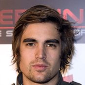 Charlie Simpson - List pictures