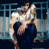 Julian Perretta - List pictures