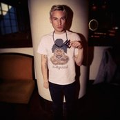 Evan Taubenfeld - List pictures