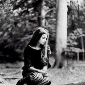 Hope Sandoval - List pictures