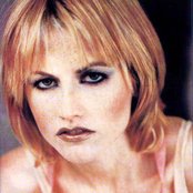 Dolores O'riordan - List pictures