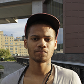 Rocki Evans - List pictures