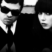 Sleigh Bells - List pictures